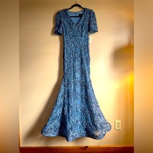 Woman’s XSCAPE Formal Gown Size 4 , Color is Smoke, NWT and STUNNING!!!! $150